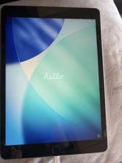 Apple iPad シルバー 本体　第9世代のサムネイル