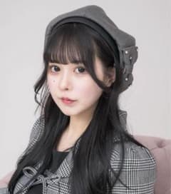 pium ピウム ビジューリボンベレー チャコール ベレー帽 - メルカリ