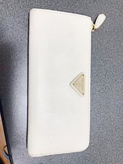 PRADA 長財布 L字ファスナーのサムネイル