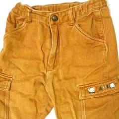 ゆっちぃー様専用☆ファミリアパンツ110センチ☆のサムネイル