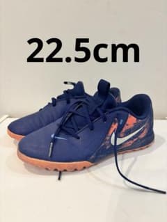 Nike トレーニングシューズ ネイビー NIKE サッカー トレーニングシューズ ネイビー - メルカリ