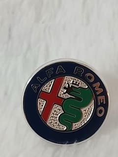 Alfa Romeo エンブレム バッジのサムネイル