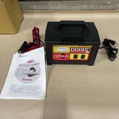 OPTIMA OPC-8000 バッテリー充電器のサムネイル