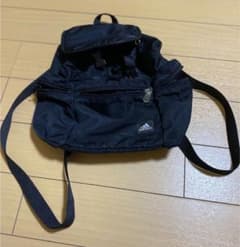 adidas リュックのサムネイル