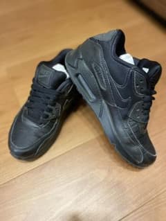 NIKEエアマックス90 オールブラックのサムネイル