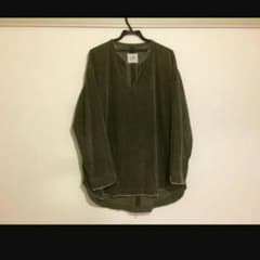 bukht×wism シャツのサムネイル