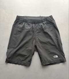 THE NORTH FACE ／ザノースフェイスショーツブラックのサムネイル