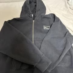 メルカリ内この一点のみ❗️NIKE×STUSSY ジップパーカー NIKE STUSSY ジップアップパーカー ブラック - メルカリ