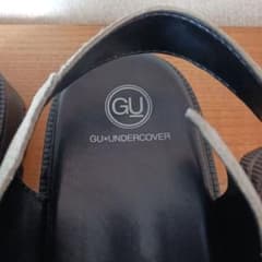 美品　GU×UNDERCOVER スエードサンダル ベージュのサムネイル