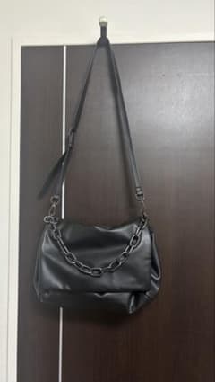 ZARAレザー　バックのサムネイル