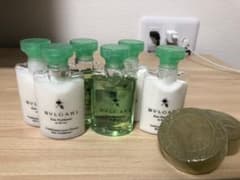 週末限定値下げ❗️BVLGARI シャンプー&コンディショナー　アメニティセットのサムネイル