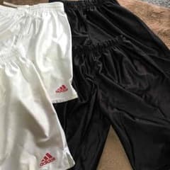 あつこ様専用adidasサッカーパンツ 160のサムネイル