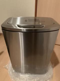 【未使用】コストコ EKO センサー付きゴミ箱 47Lのサムネイル