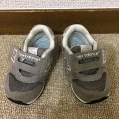 ニューバランス 996 グレーのサムネイル