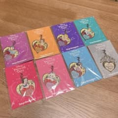 今週まで値下げ！ディズニー 2006 プリンセスデイズ チャームのサムネイル