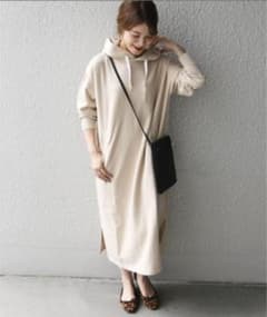 週末sale2100円　ships days 裏毛ワンピースのサムネイル