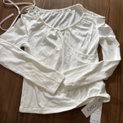 タク付き　新品　DAZY 長袖カットソー ホワイト