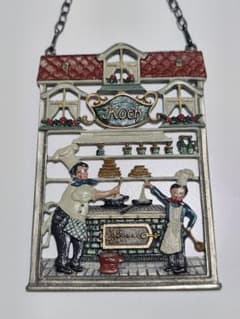 KUHN社/キューン社 錫製 壁飾り Koch 料理人☆ドイツ ZINN - メルカリ