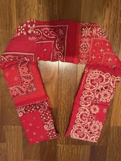 visvimダウンマフラーパンダナ赤 - メルカリ