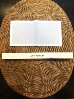 【非売品】Louis Vuitton 木製箸※ロゴマーク布付き 非売品】Louis Vuitton 木製箸※ロゴマーク布付き - メルカリ