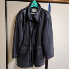PIERRE BALMAIN 黒 レザーコートのサムネイル