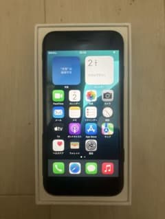 iPhone SE（第3世代）64GB ミッドナイトのサムネイル