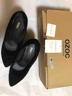 OZOC　オゾック　スエード　パンプス　黒　美品のサムネイル