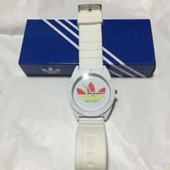 adidas時計のサムネイル