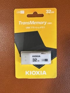 TransMemory U301 KUC-3A032GW 32GBのサムネイル