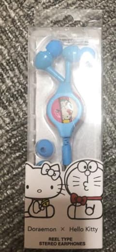 Hello Kitty Doraemon earphones