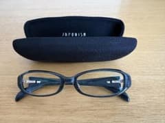 【JAPONISM（ジャポニスム）】 ブラック フレーム メガネ ケース付きのサムネイル