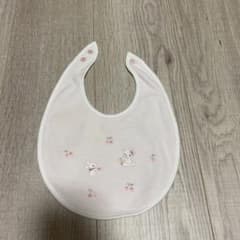 familiar スタイ よだれかけ くま うさぎ さくらんぼのサムネイル