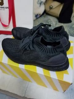ultra boost uncaged 27.0のサムネイル