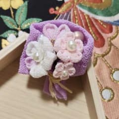 【ミニチュア】ブーケつまみ細工卒業式成人式袴 花束ストラップ ぬい撮りミニチュアのサムネイル