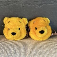 ディズニー　プーさん型ポシェット　パスケースのサムネイル