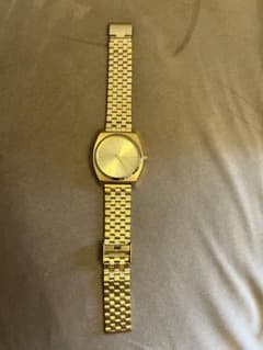 NIXON ゴールド 腕時計のサムネイル