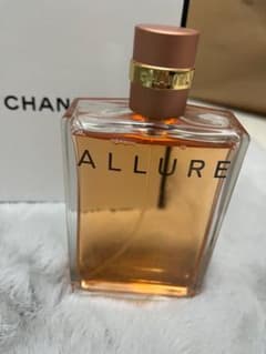 CHANEL 香水のサムネイル