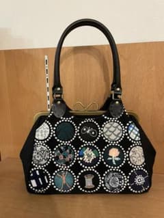 ミナペルホネン  ハンドメイド　あおりがま口　タンバリン　パッチワークのサムネイル