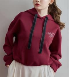 新品未使用】Her lip to Loved one Hoodie - メルカリ