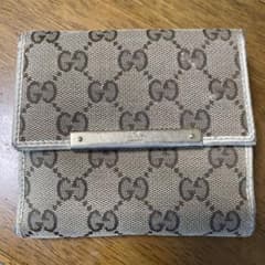 GUCCI 折りたたみ財布のサムネイル