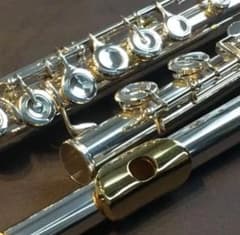 YAMAHA フルート YFL-63 一部金メッキ +お手入れ用品のサムネイル