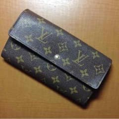 ルイヴィトン 財布のサムネイル