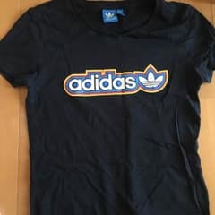 adidasのサムネイル