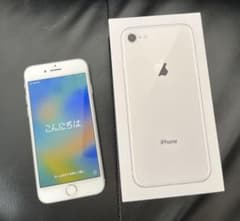 Apple iPhone 8 64GB シルバー SIMフリーのサムネイル