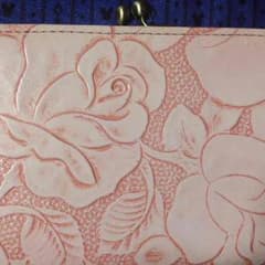 キャサリンハムネット♡二つ折れ財布♡ローズのサムネイル