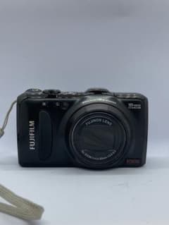 美品！】Fujifilm Finepix F550EXR動作OK!c25034 - メルカリ