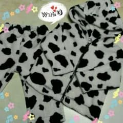 【はなごころ様専用☆】MOW MOW☆モコモコ☆牛さんなりきりセットアップ♪のサムネイル