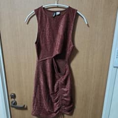 H&M ラメ入り ミニワンピース ドレス パーティ ブラウンのサムネイル