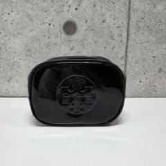 TORY BURCH ポーチ ブラック エナメル ロゴのサムネイル