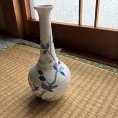陶器 一輪挿し 花瓶 鳥と果実の絵柄のサムネイル